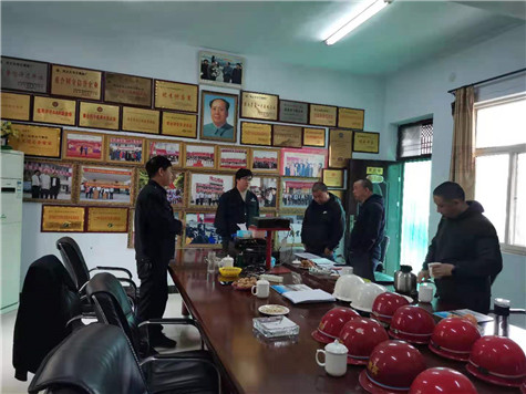 歡迎修建鄭州地鐵6號(hào)線的客戶朋友到偉志模板